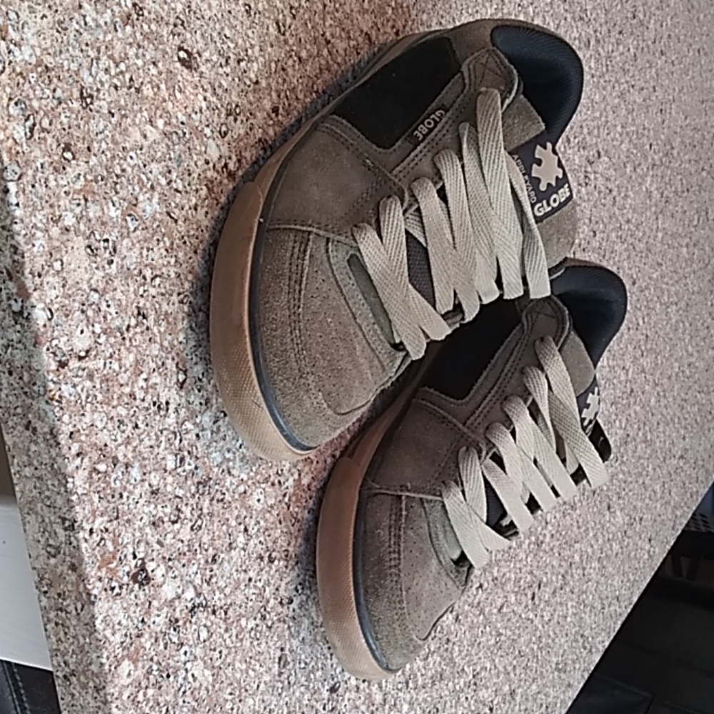 Globe Shoes